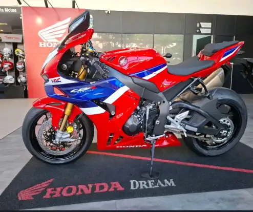 HONDA-CBR 1000RR-R FIREBLADE SP-2026