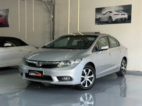 HONDA CIVIC 1.8 EXS 16V FLEX 4P AUTOMÁTICO HONDA CIVIC 1.8 EXS 16V FLEX 4P AUTOMÁTICO