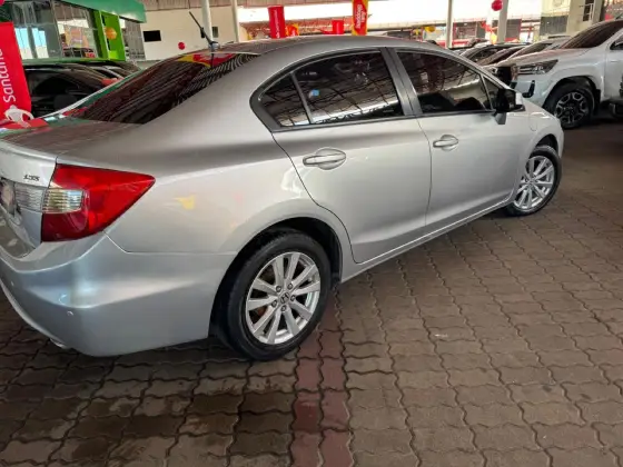 HONDA CIVIC 1.8 LXS 16V FLEX 4P MANUAL