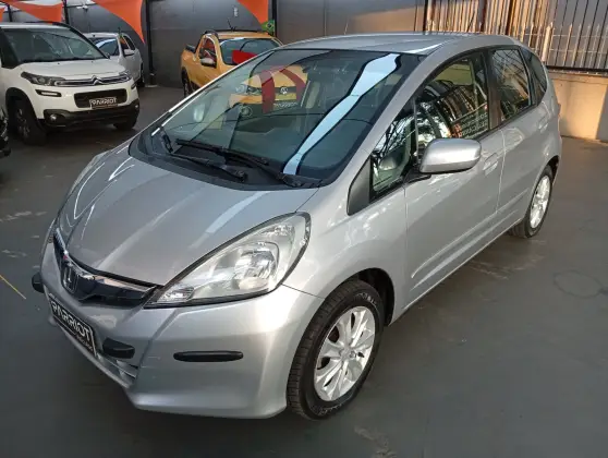 HONDA FIT 1.4 LX 16V FLEX 4P AUTOMÁTICO HONDA FIT 1.4 LX 16V FLEX 4P AUTOMÁTICO