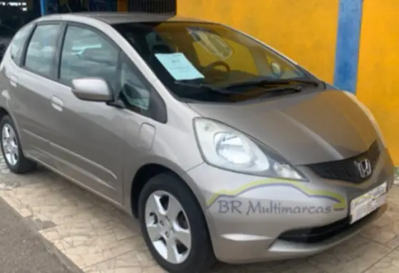 HONDA FIT 1.4 LX 16V FLEX 4P MANUAL HONDA FIT 1.4 LX 16V FLEX 4P MANUAL