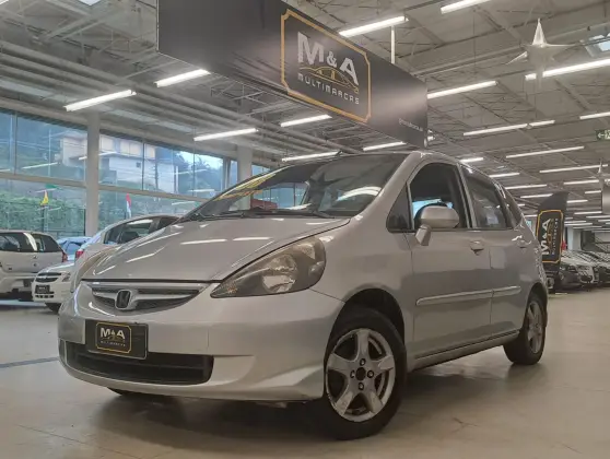 HONDA FIT 1.4 LX 8V FLEX 4P MANUAL HONDA FIT 1.4 LX 8V FLEX 4P MANUAL