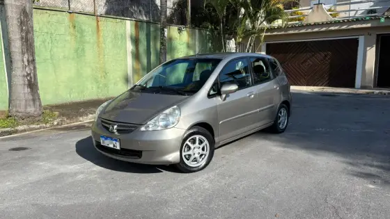 HONDA FIT 1.5 EX 16V FLEX 4P MANUAL HONDA FIT 1.5 EX 16V FLEX 4P MANUAL