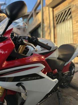 HONDA-CBR 600F HONDA-CBR 600F-2012