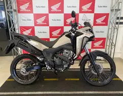 HONDA XRE 300 SAHARA ADVENTURE HONDA XRE 300 SAHARA ADVENTURE