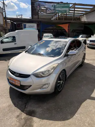 HYUNDAI ELANTRA 1.8 GLS 16V GASOLINA 4P AUTOMÁTICO HYUNDAI ELANTRA 1.8 GLS 16V GASOLINA 4P AUTOMÁTICO