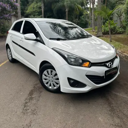 HYUNDAI HB20 1.6 COMFORT 16V FLEX 4P MANUAL HYUNDAI HB20 1.6 COMFORT 16V FLEX 4P MANUAL