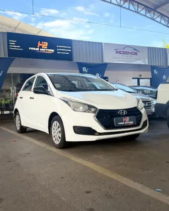 HYUNDAI HB20 1.6 R SPEC 16V FLEX 4P MANUAL HYUNDAI HB20 1.6 R SPEC 16V FLEX 4P MANUAL