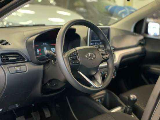 HYUNDAI-HB20-2023
