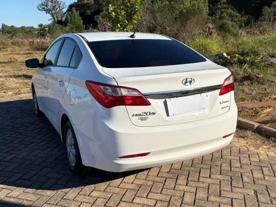 HYUNDAI-HB20S-1.6 COMFORT STYLE 16V FLEX 4P AUTOMÁTICO HYUNDAI-HB20S-2013
