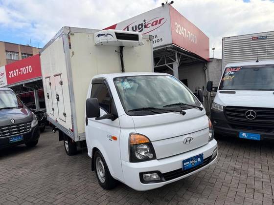 HYUNDAI HR 2.5 LONGO SEM CAÇAMBA 4X2 16V 130CV TURBO INTERCOOLER DIESEL 2P MANUAL