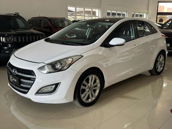 HYUNDAI-I30-1.8 MPI 16V GASOLINA 4P AUTOMATICO HYUNDAI-I30-2015
