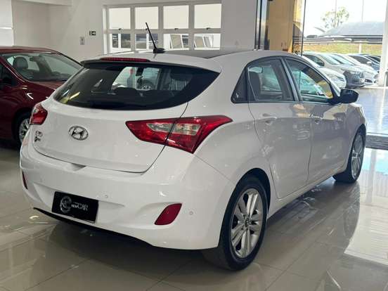 HYUNDAI-I30-2015