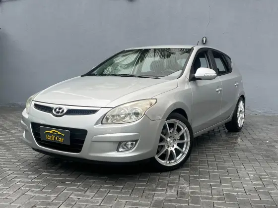 HYUNDAI I30 2.0 MPFI GLS 16V GASOLINA 4P AUTOMÁTICO HYUNDAI I30 2.0 MPFI GLS 16V GASOLINA 4P AUTOMÁTICO