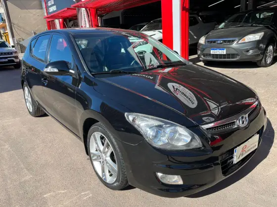HYUNDAI I30 2.0 MPFI GLS 16V GASOLINA 4P AUTOMÁTICO HYUNDAI I30 2.0 MPFI GLS 16V GASOLINA 4P AUTOMÁTICO