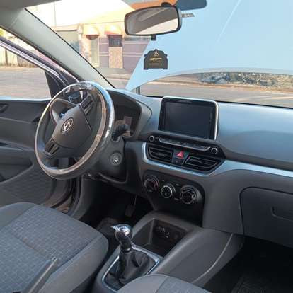 HYUNDAI-HB20S-2024
