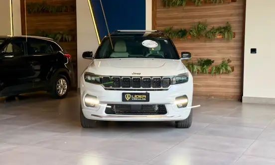 JEEP-COMMANDER-2022