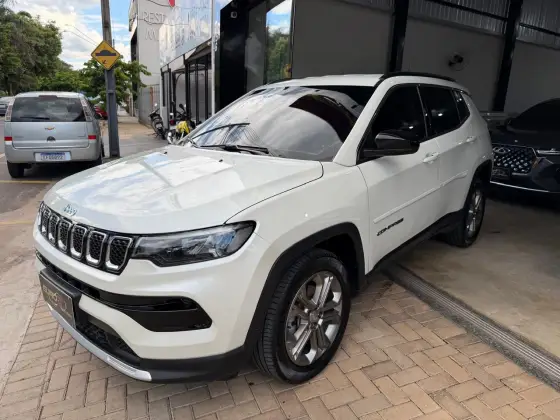 JEEP COMPASS 1.3 T270 TURBO FLEX LONGITUDE AT6 JEEP COMPASS 1.3 T270 TURBO FLEX LONGITUDE AT6