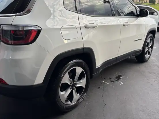 JEEP-COMPASS-2.0 16V FLEX LONGITUDE AUTOMÁTICO JEEP-COMPASS-2017