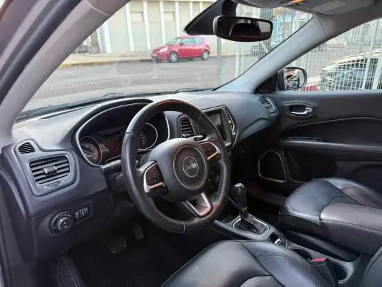 JEEP-COMPASS-2.0 16V FLEX LONGITUDE AUTOMÁTICO JEEP-COMPASS-2020