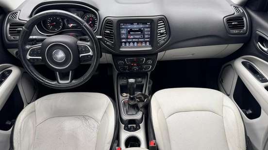 JEEP-COMPASS-2.0 16V FLEX LONGITUDE AUTOMÁTICO JEEP-COMPASS-2018