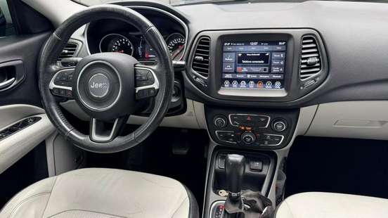 JEEP-COMPASS-2.0 16V FLEX LONGITUDE AUTOMÁTICO JEEP-COMPASS-2018