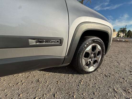JEEP-RENEGADE-1.8 16V FLEX 4P AUTOMÁTICO JEEP-RENEGADE-2020