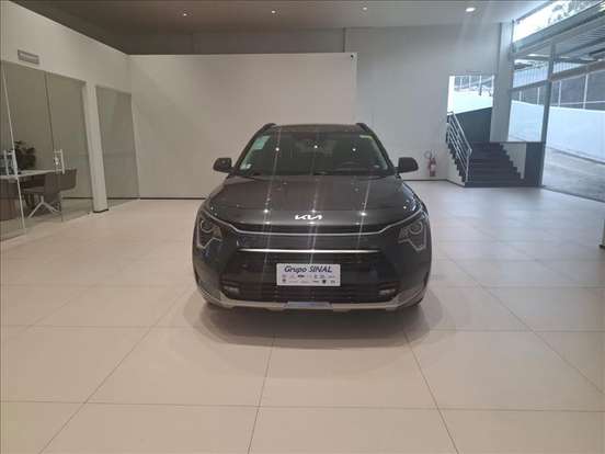 KIA-NIRO-2022