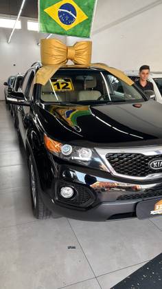 KIA SORENTO 3.5 V6 GASOLINA EX 7L 4WD AUTOMÁTICO KIA SORENTO 3.5 V6 GASOLINA EX 7L 4WD AUTOMÁTICO