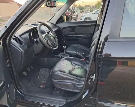 KIA-SOUL-1.6 EX 16V FLEX 4P MANUAL KIA-SOUL-2011