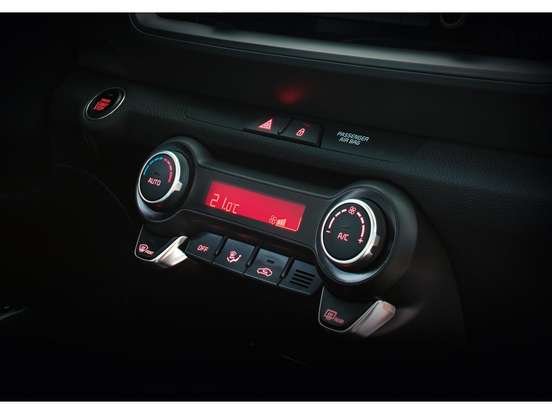 KIA-STONIC-2024