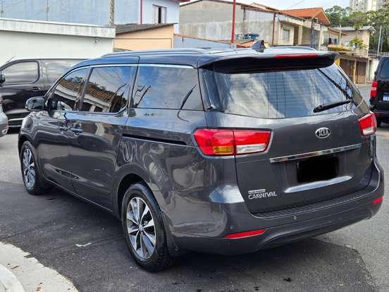 KIA-CARNIVAL-3.3 EX V6 24V GASOLINA 4P AUTOMATICO KIA-CARNIVAL-2015
