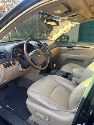 KIA-MOHAVE-2011