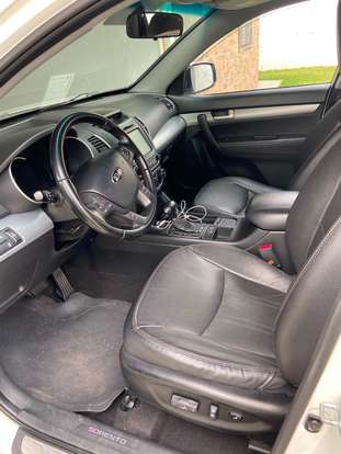 KIA-SORENTO-2014