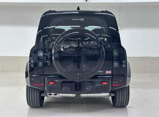 LAND ROVER-DEFENDER-2026