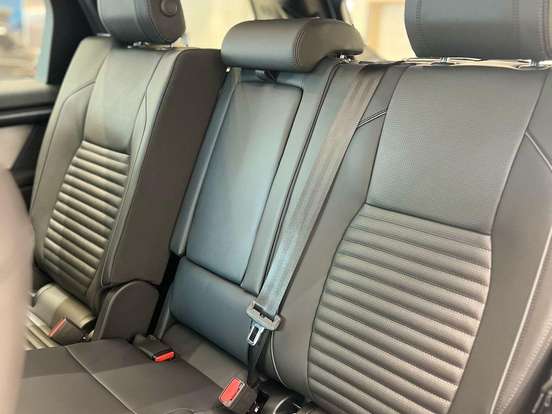 LAND ROVER-DISCOVERY SPORT-2.0 P250 TURBO FLEX R-DYNAMIC SE AUTOMÁTICO LAND ROVER-DISCOVERY SPORT-2025