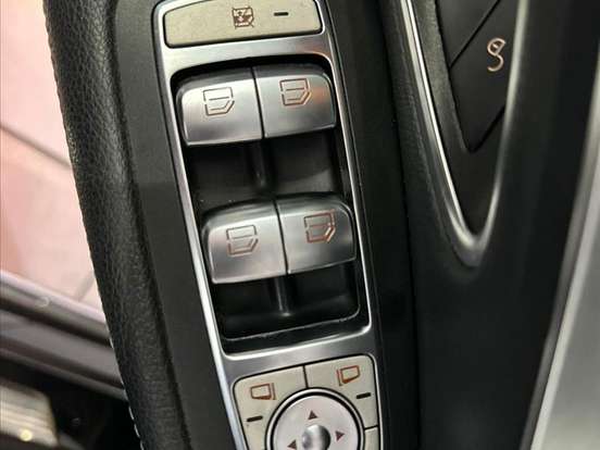 MERCEDES-BENZ-C 180-1.6 CGI 16V TURBO FLEX 4P AUTOMÁTICO MERCEDES-BENZ-C 180-2016