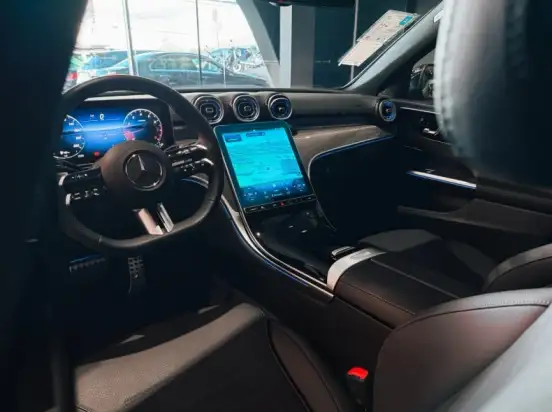 MERCEDES-BENZ-C 200-2026