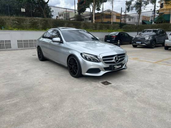 Mercedes-Benz C 200 2.0 CGI Avantgarde 16V Gasolina 4P Automático