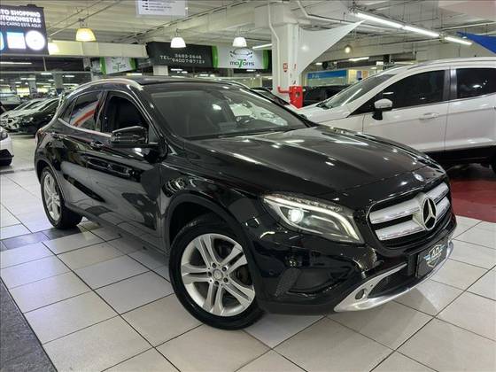 MERCEDES-BENZ GLA 200 1.6 CGI ENDURO 16V TURBO FLEX 4P AUTOMÁTICO