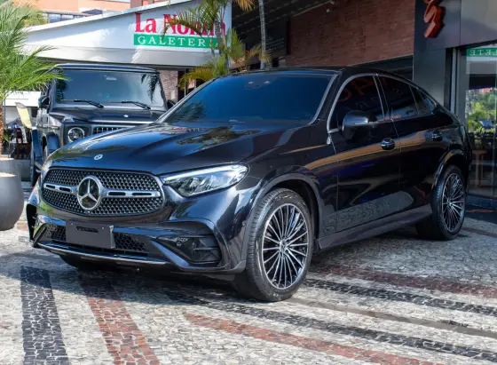 MERCEDES-BENZ GLC 300 2.0 MHEV AMG LINE COUPÉ 4MATIC 9G-TRONIC MERCEDES-BENZ GLC 300 2.0 MHEV AMG LINE COUPÉ 4MATIC 9G-TRONIC