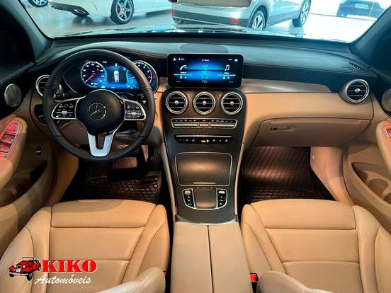 MERCEDES-BENZ-GLC 300-2020