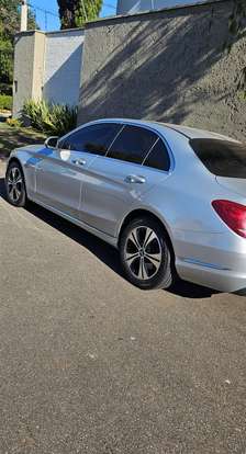 MERCEDES-BENZ-C 180-1.6 CGI 16V TURBO GASOLINA 4P AUTOMÁTICO MERCEDES-BENZ-C 180-2014