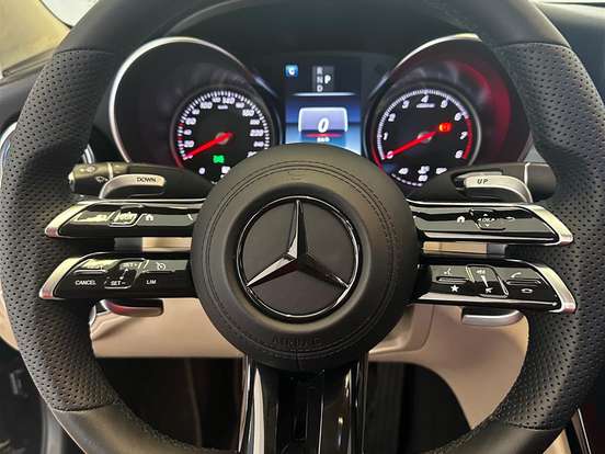 MERCEDES-BENZ-C 180-1.6 CGI AVANTGARDE 16V TURBO GASOLINA 4P AUTOMÁTICO MERCEDES-BENZ-C 180-2017