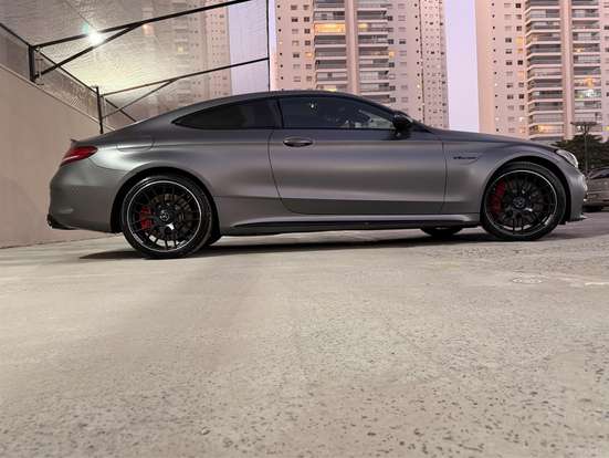 MERCEDES-BENZ-C 63 AMG-4.0 V8 TURBO GASOLINA S COUPÉ SPEEDSHIFT MERCEDES-BENZ-C 63 AMG-2017