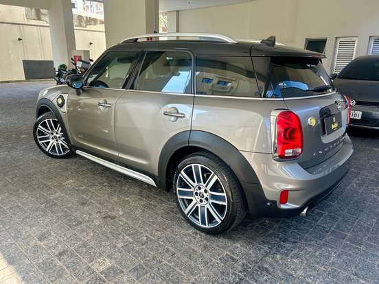 MINI-COUNTRYMAN-2020