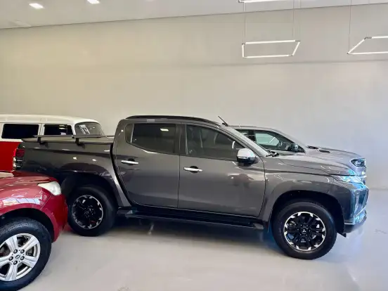 MITSUBISHI-L200 TRITON-2.4 16V TURBO DIESEL SPORT HPE-S CD 4P 4X4 AUTOMÁTICO MITSUBISHI-L200 TRITON-2023