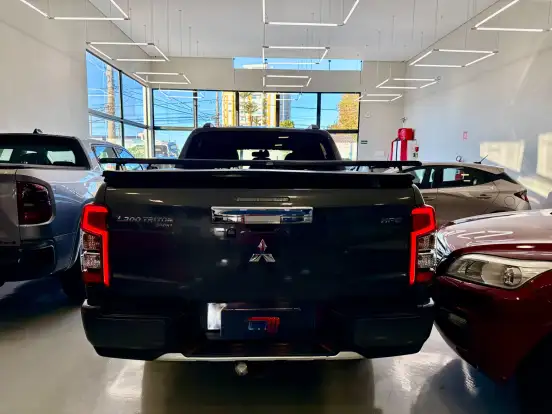 MITSUBISHI-L200 TRITON-2023