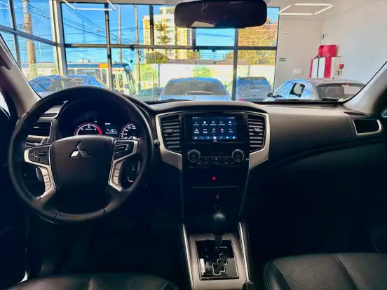 MITSUBISHI-L200 TRITON-2023