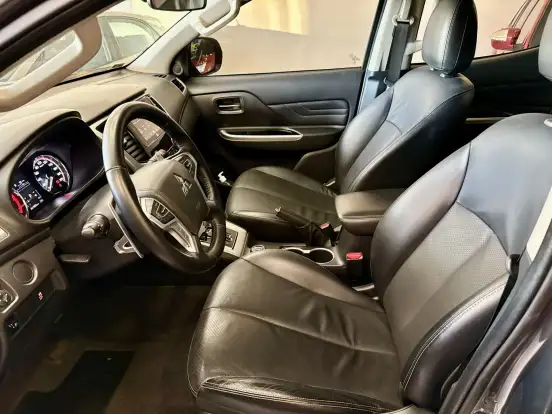MITSUBISHI-L200 TRITON-2023